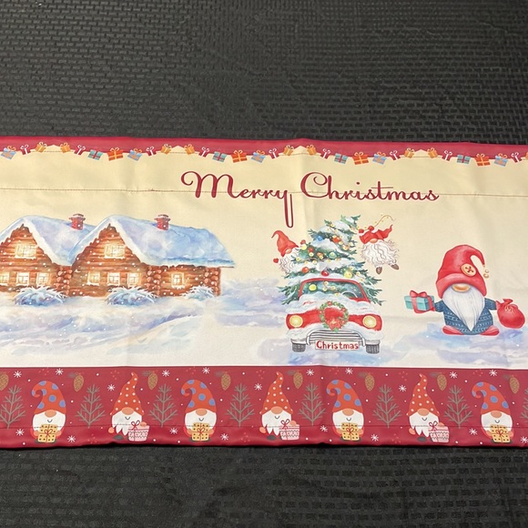 Short Table Runner 52” W X 18” H Christmas Coffee Table Runner New - Picture 11 of 11